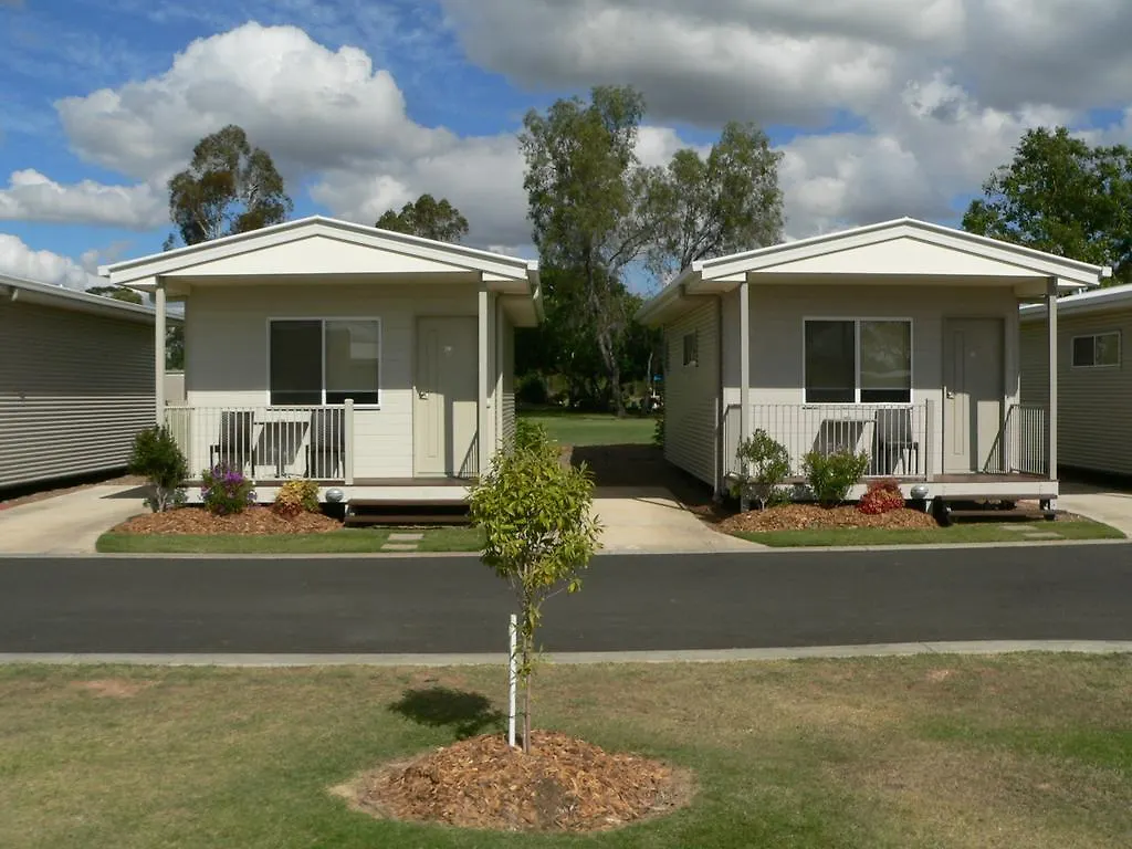 Chinchilla Tourist Park Villa
